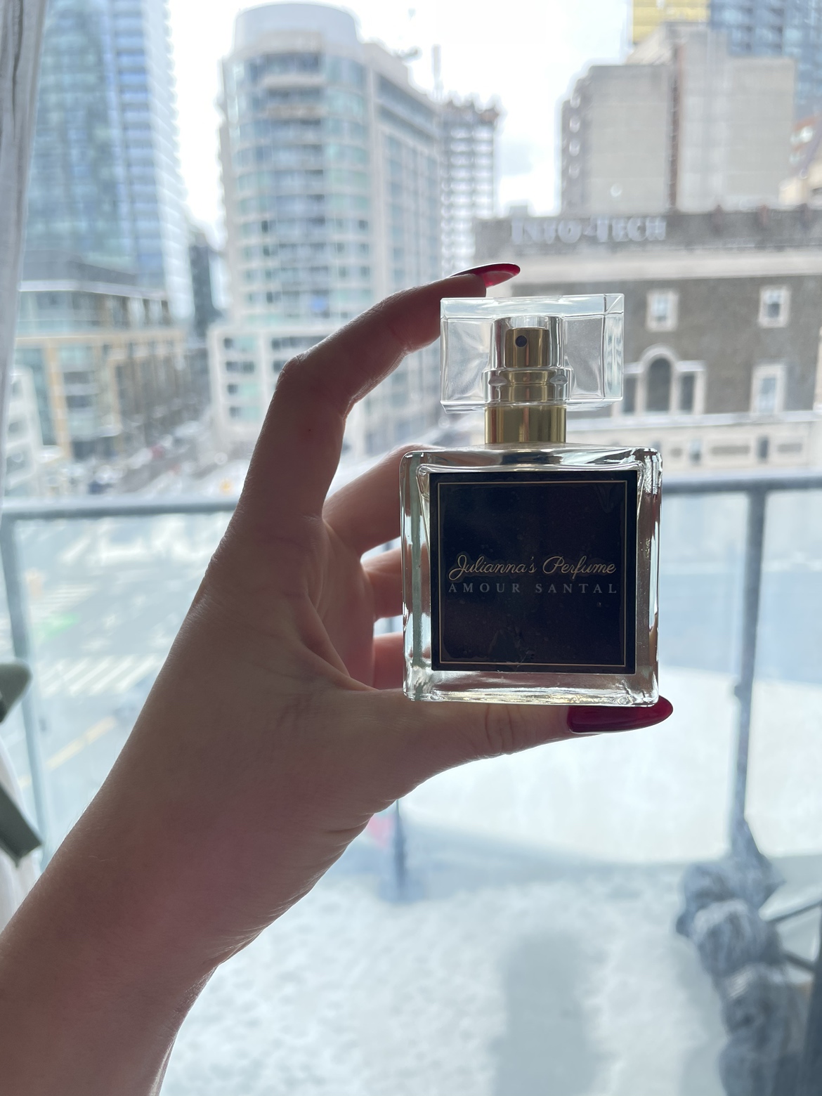 Julianna’s perfume Amour Santal (Santal complet dupe) 100ml thumbnail