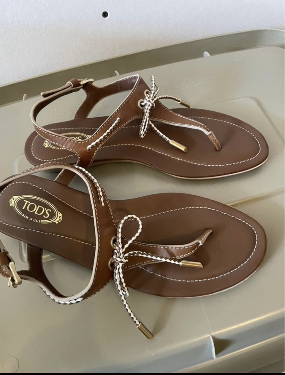 Tods sandals