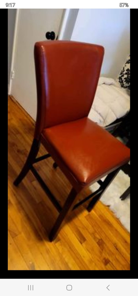 Comedor de 4 sillas  de poco uso se ve como nuevo - photo 3
