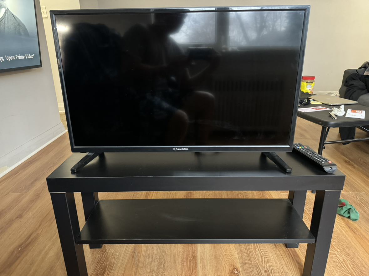 $49 PrimeCables® 32'' HD LED TV with IPS (TV stand included) - photo 3