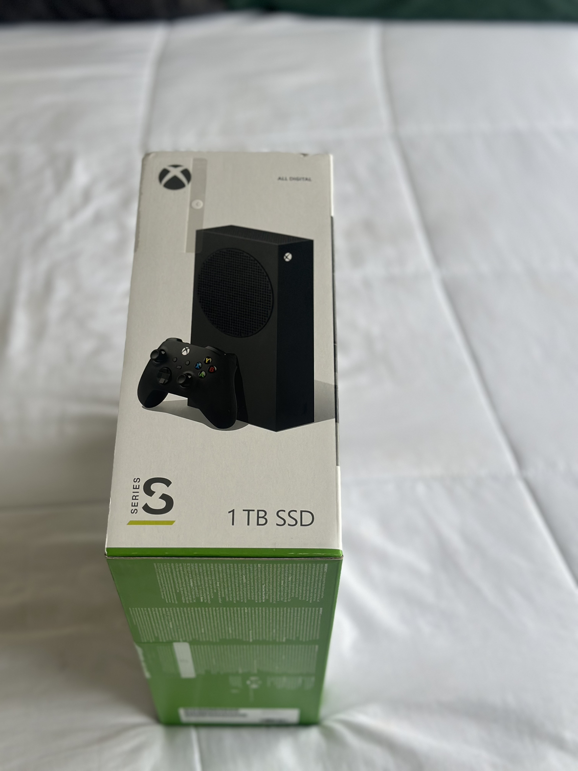 NEW Xbox Series S, 1TB Black - Gaming Console - photo 3