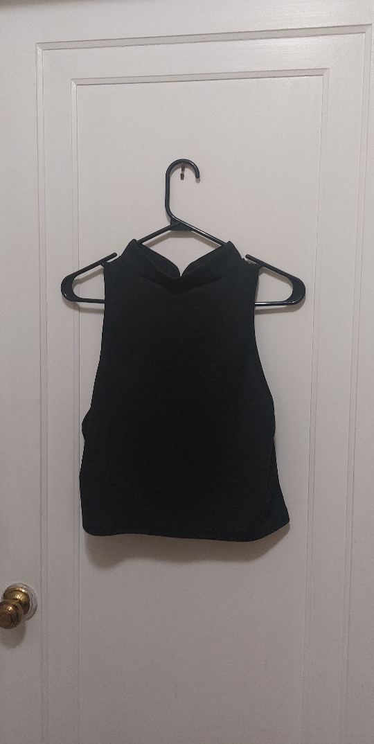 Halter Neck Crop Top