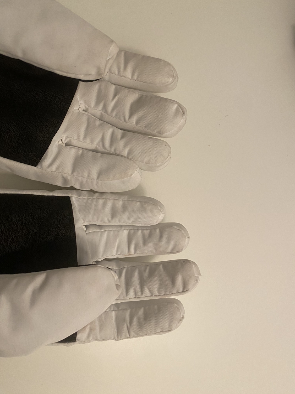 Snow gloves mountain warehouse image indicator(5)