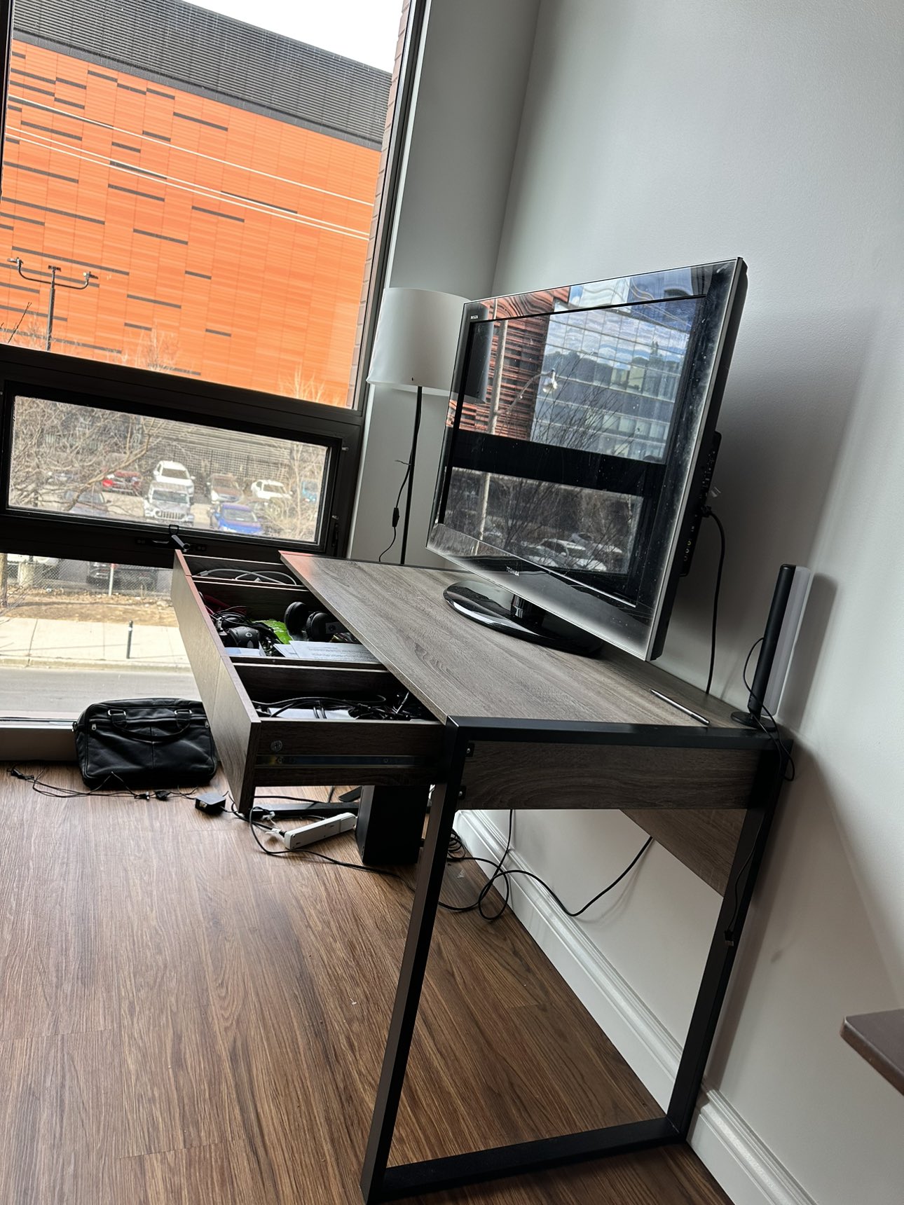Computer desk / studying desk / work desk / gaming desk. - photo 3