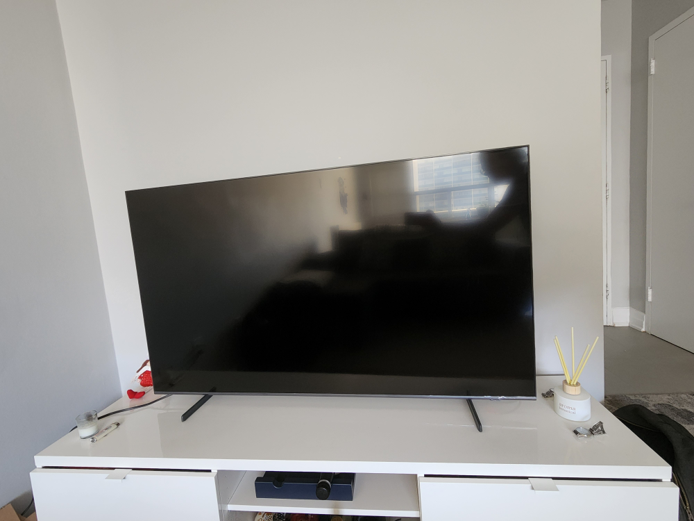 55" SAMSUMG QLED UHD SMART TV