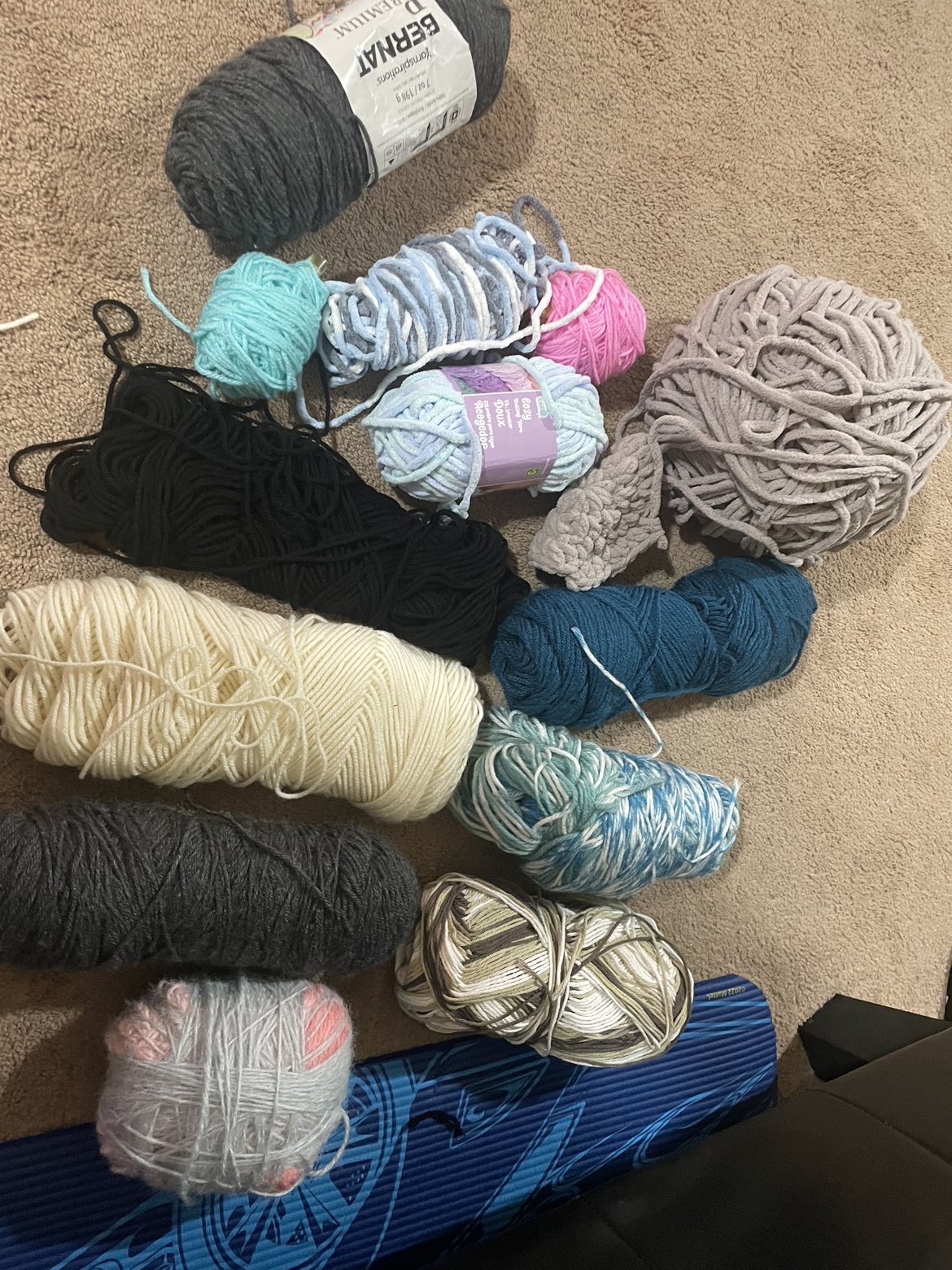 13 pcs of yarn