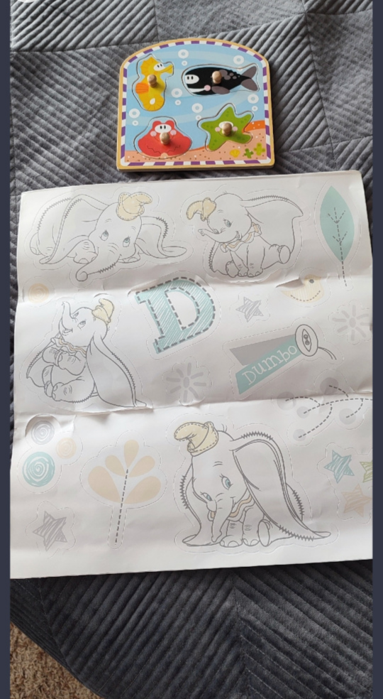 Crib with full set bedding - photo 5
