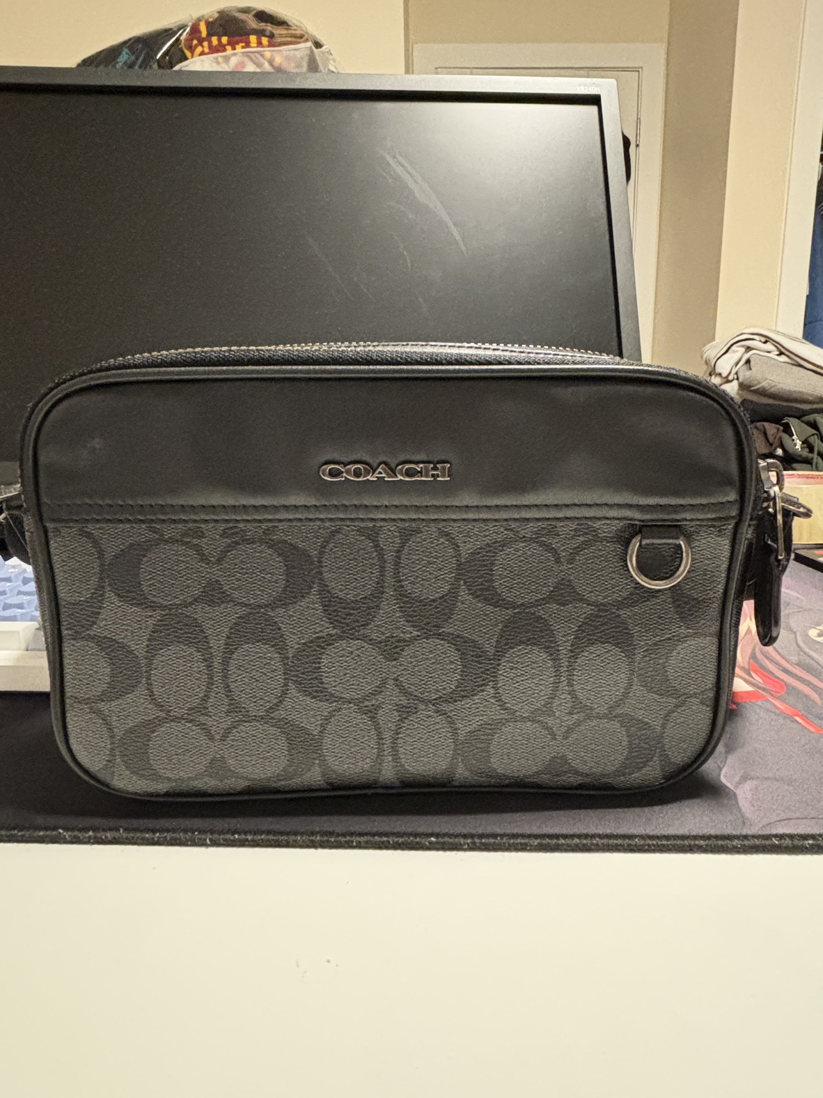 Crossbody bag