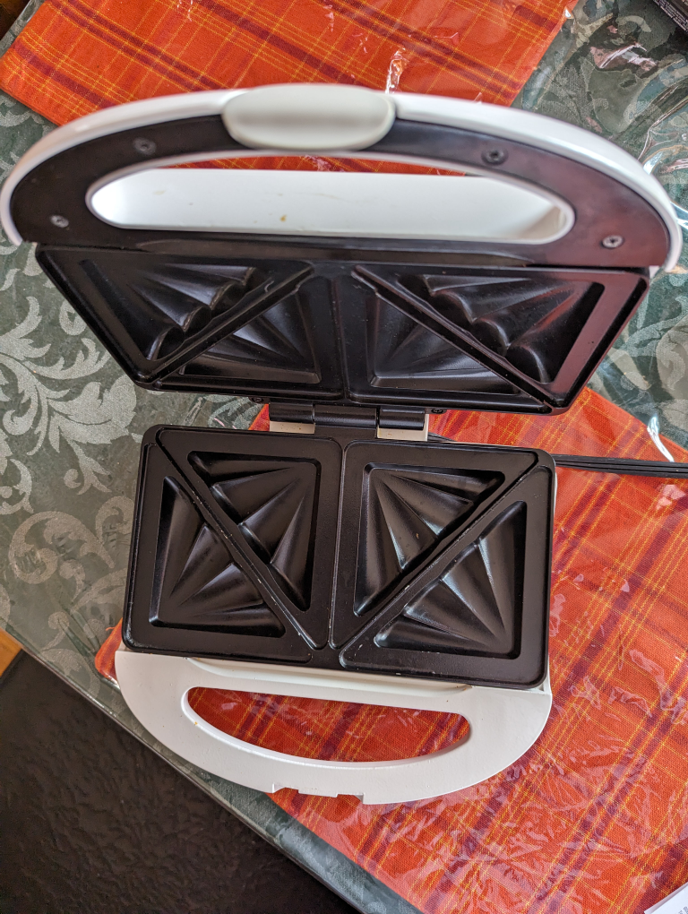 Sandwich maker - photo 2