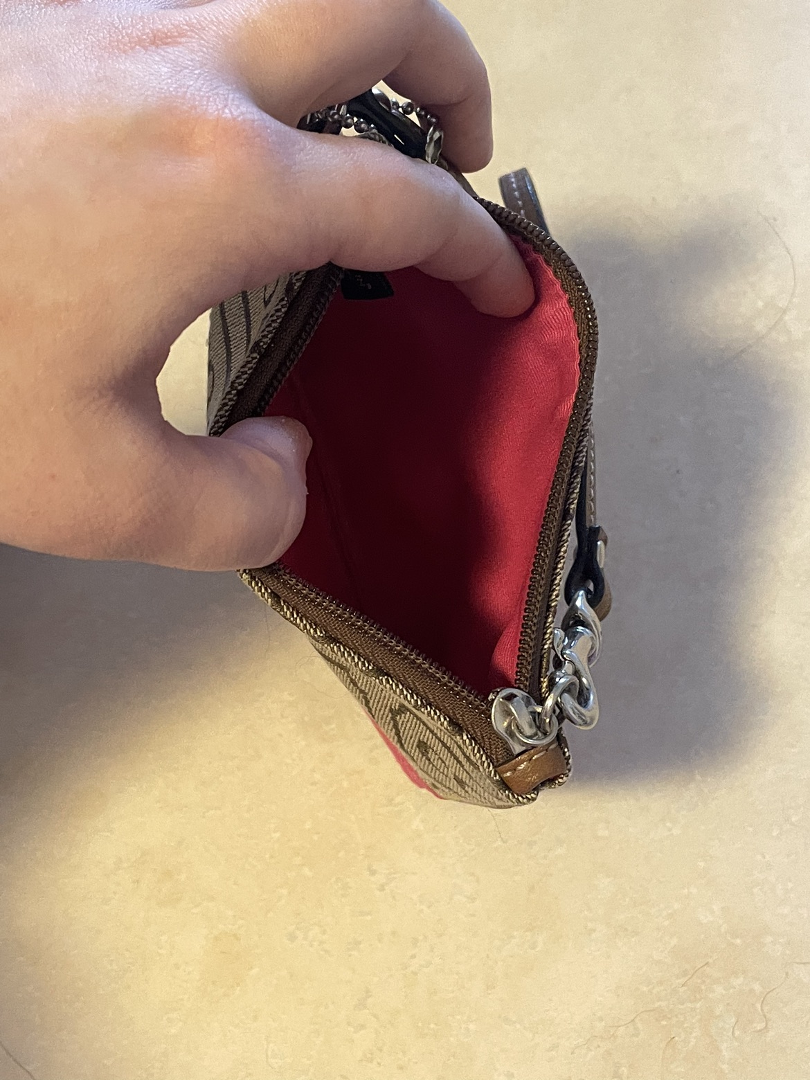 Coach Wristlet image indicator(3)
