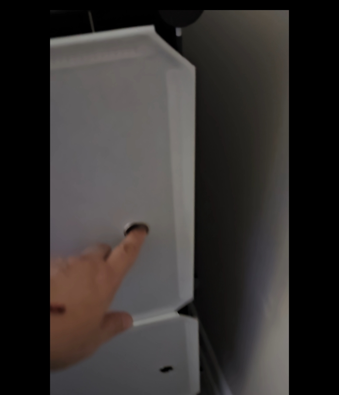 Clothing Storage Unit for Sale! 🥕 image indicator(3)