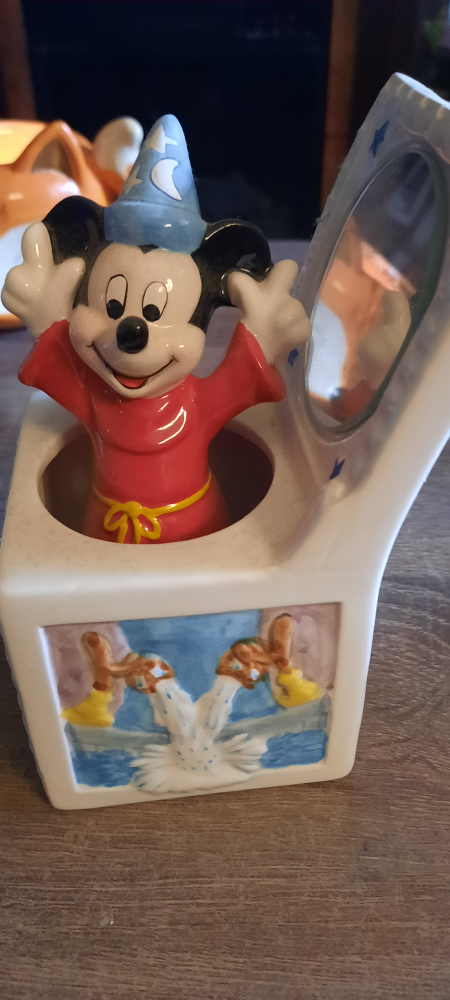 souceror  apprentice  mickey mouse collectable image indicator(5)