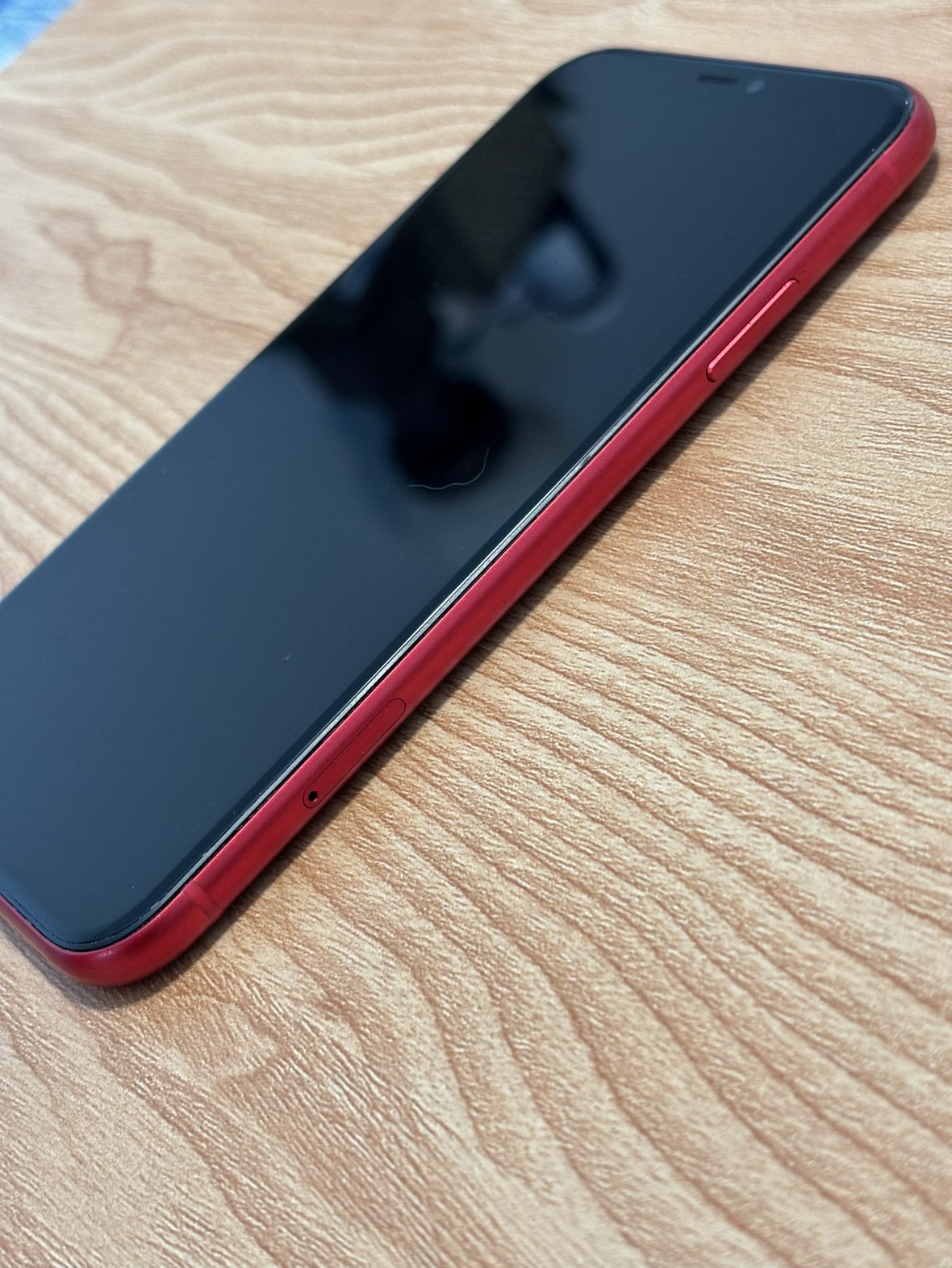 Iphone 11 128GB Product Red Unlocked - photo 5