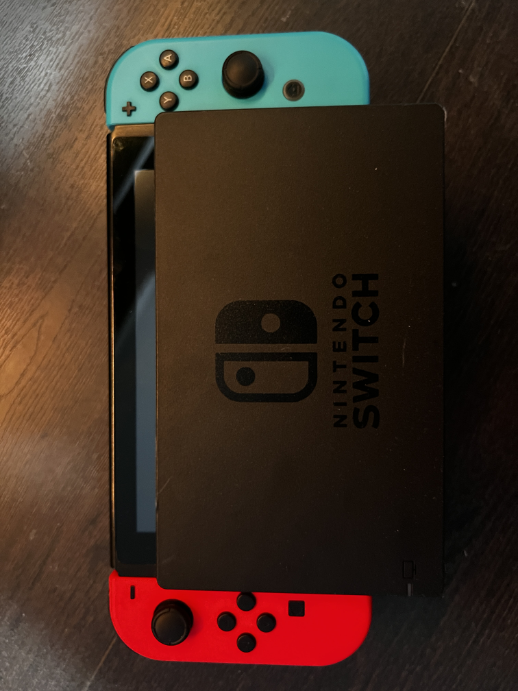 Nintendo Switch V1 - photo 4