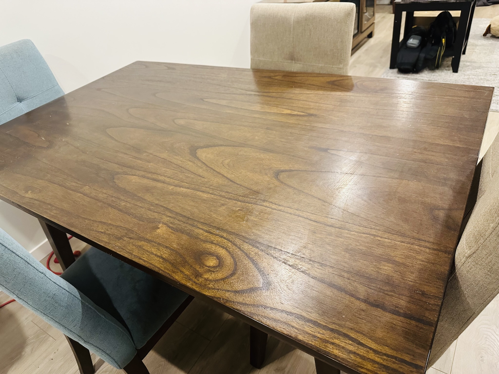 Dinning set - A table with four seats - photo 3