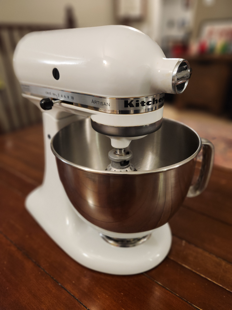 KitchenAid Artisan Series 5-Quart Tilt-Head Stand Mixer thumbnail