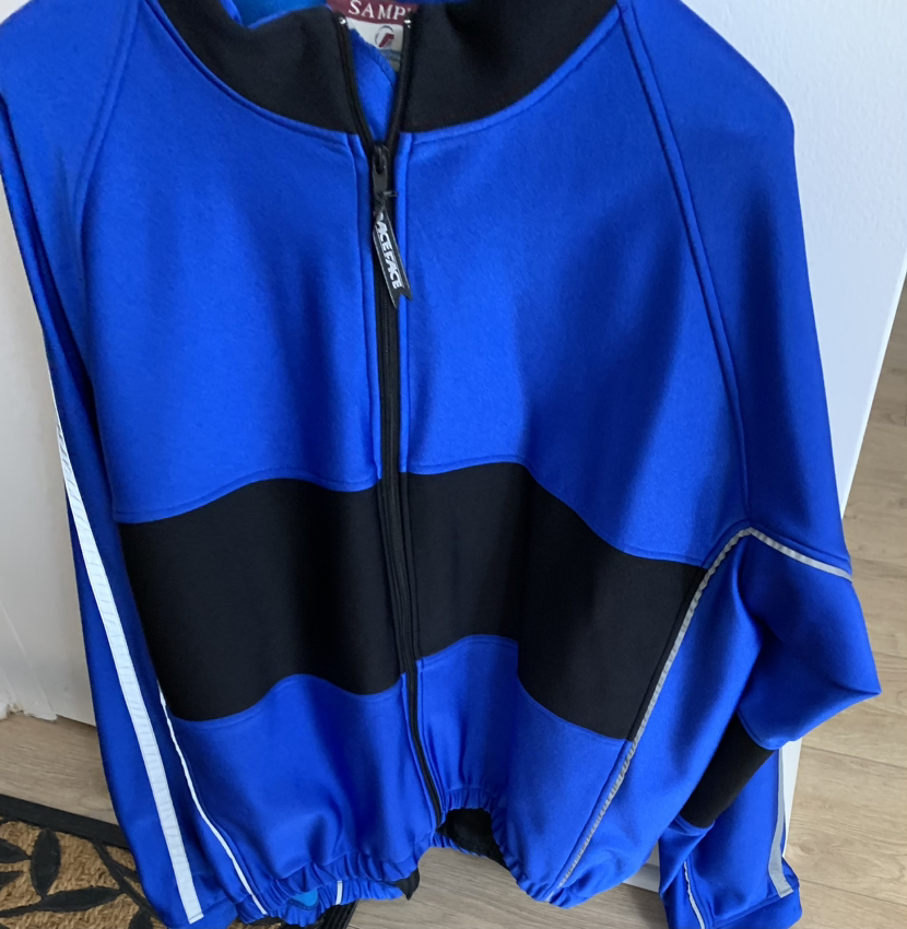 Price Drop -Beautiful Jacket 🥕 Feb 16 day 2 winter clothing image indicator(5)