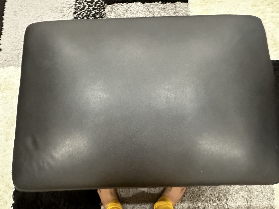 Faux leather ottoman - photo 4