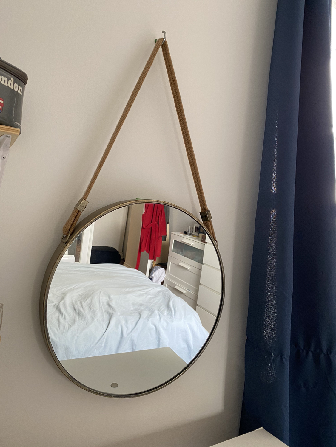 Small circle mirror - hanging