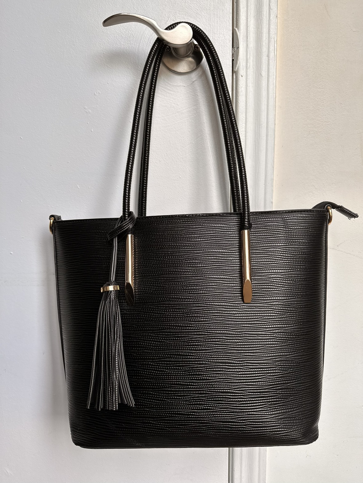 Handbag thumbnail