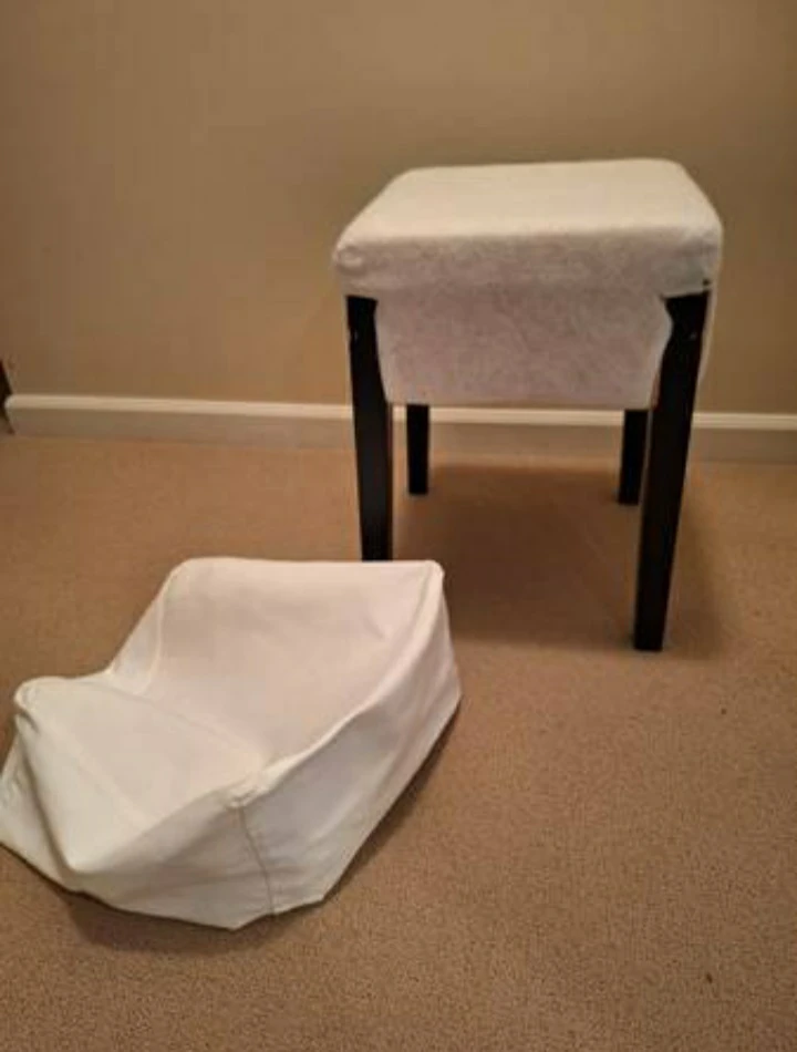 IKEA Nils Stool, White image indicator(4)