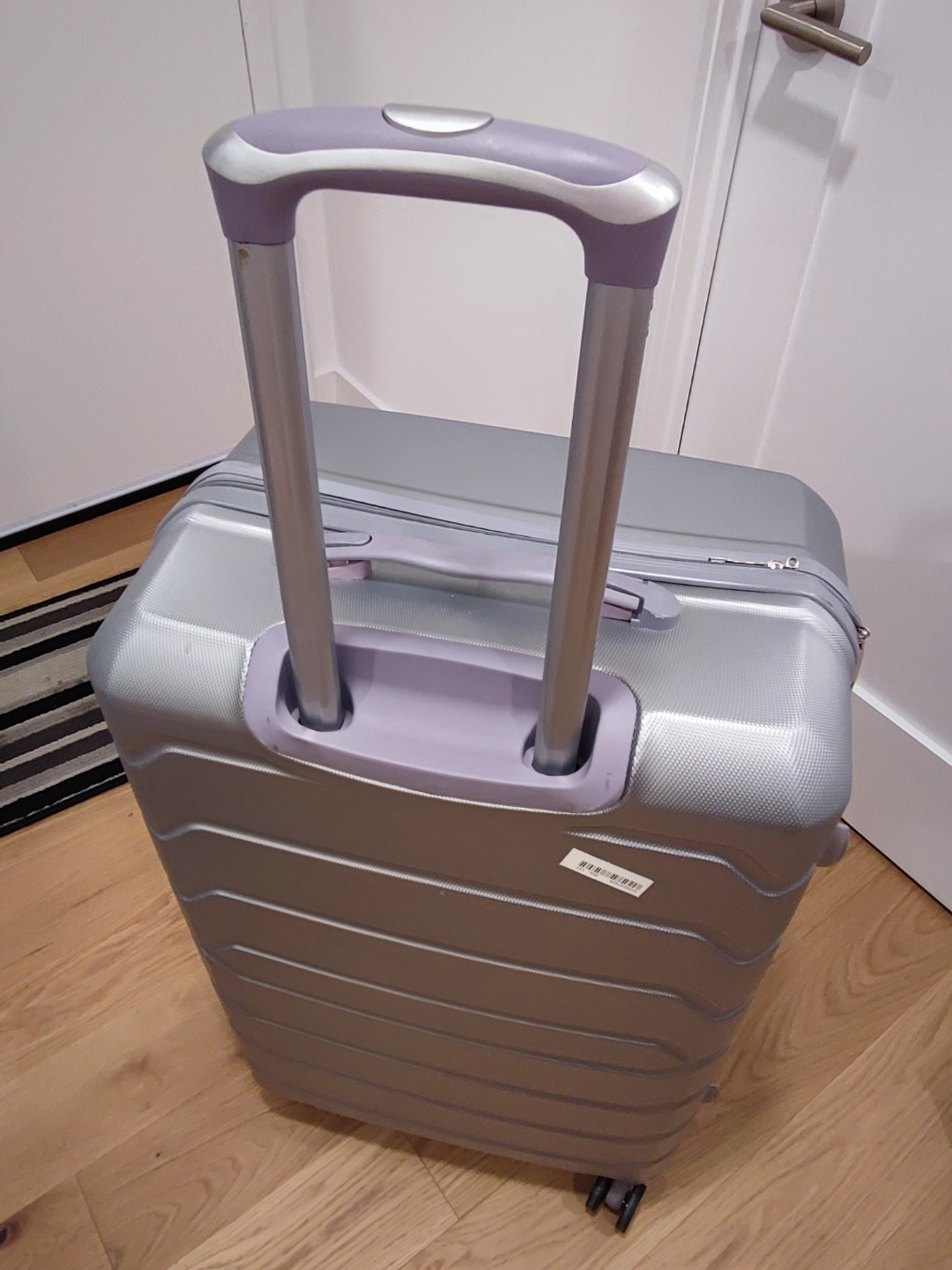 suitcase - photo 2