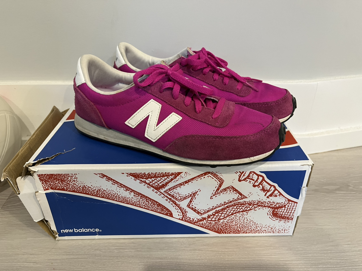 New Balance Sneakers thumbnail