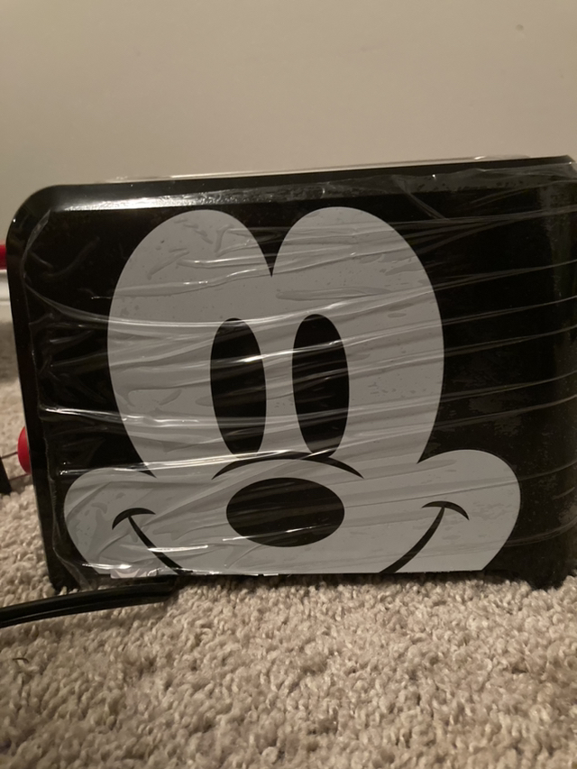 Mickey Mouse Toaster - photo 4