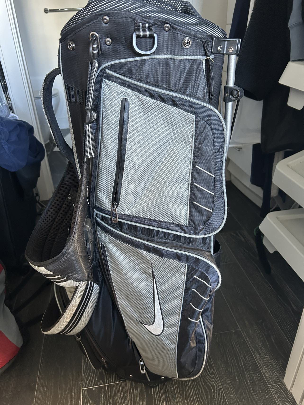 Nike stand golf bag image indicator(4)