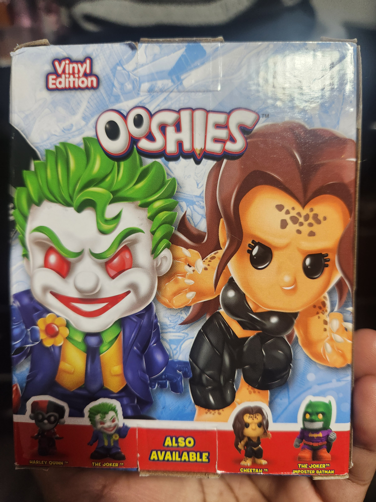 Ooshies DC Wonder Women image indicator(2)