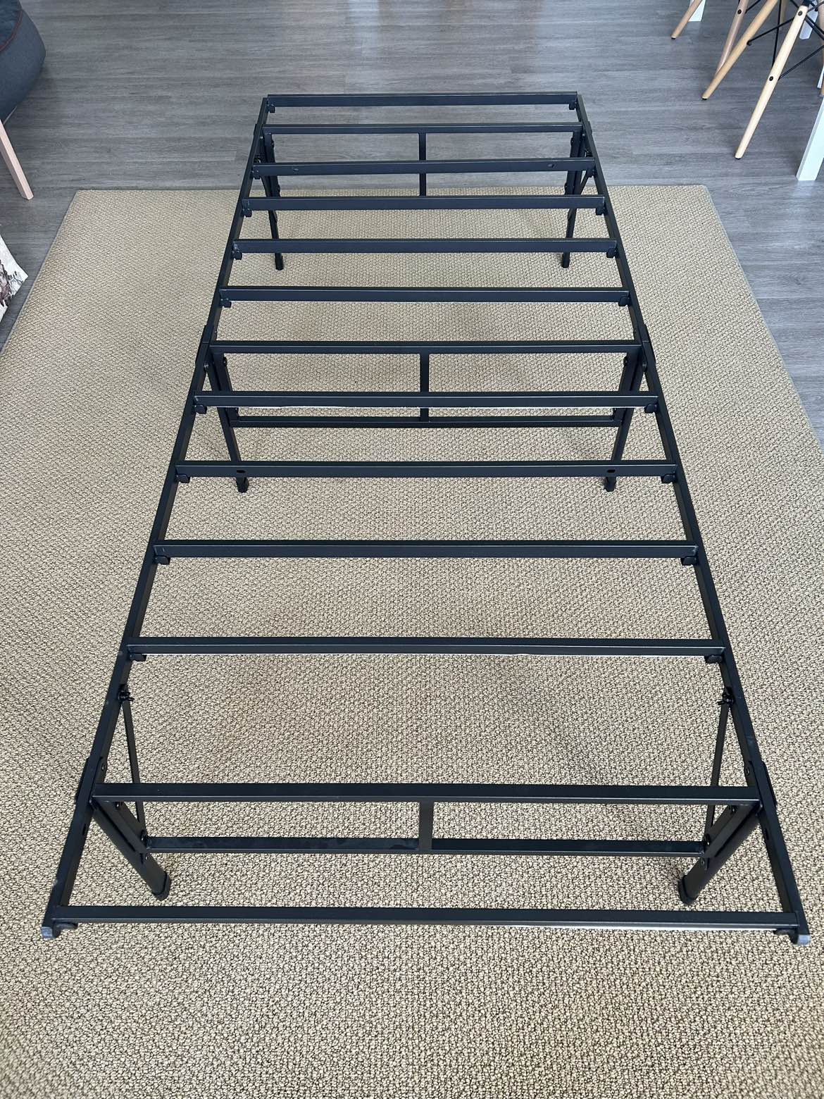 Foldable bed frame
