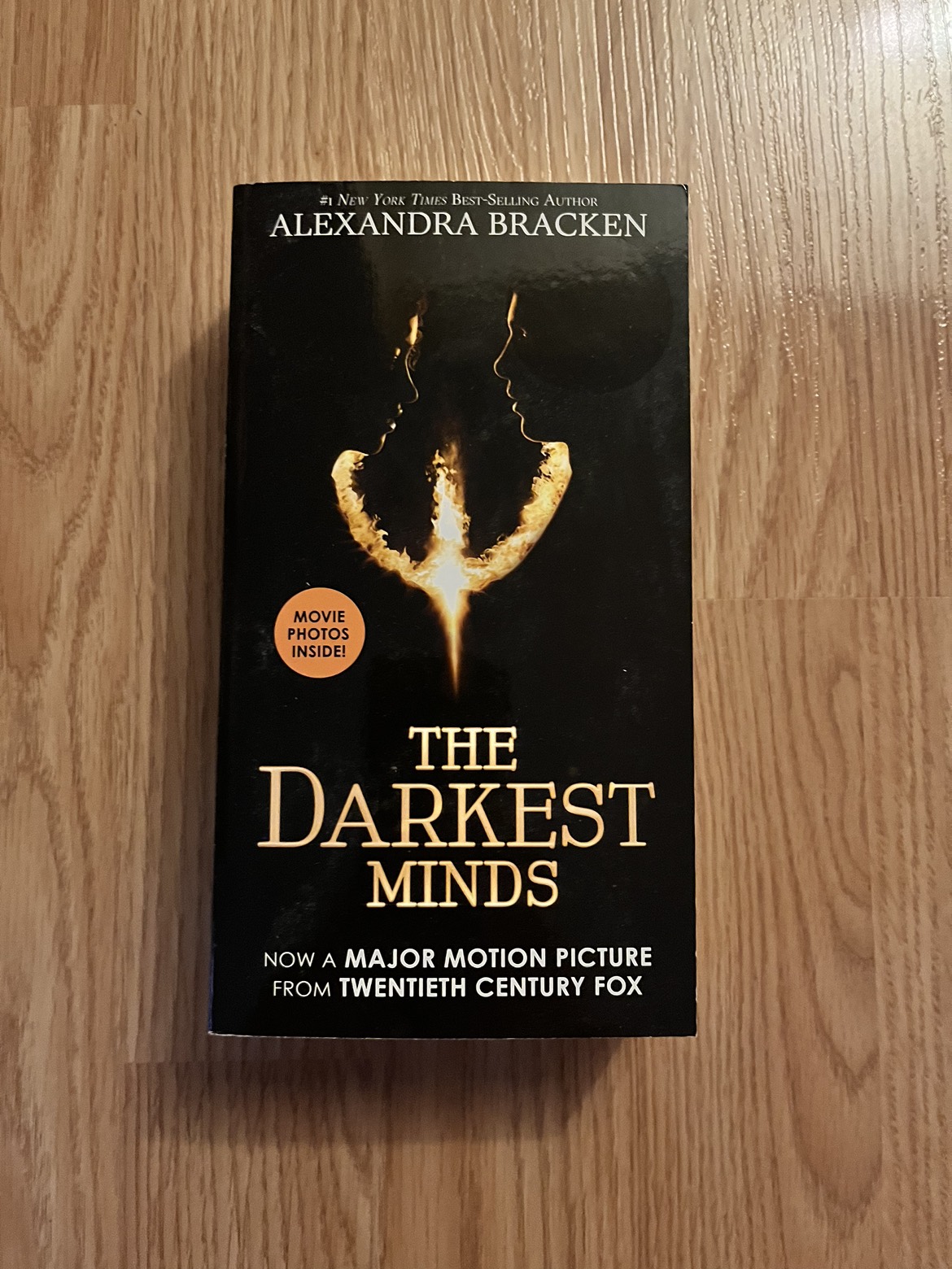 The Darkest Mind by Alexandra Bracken thumbnail