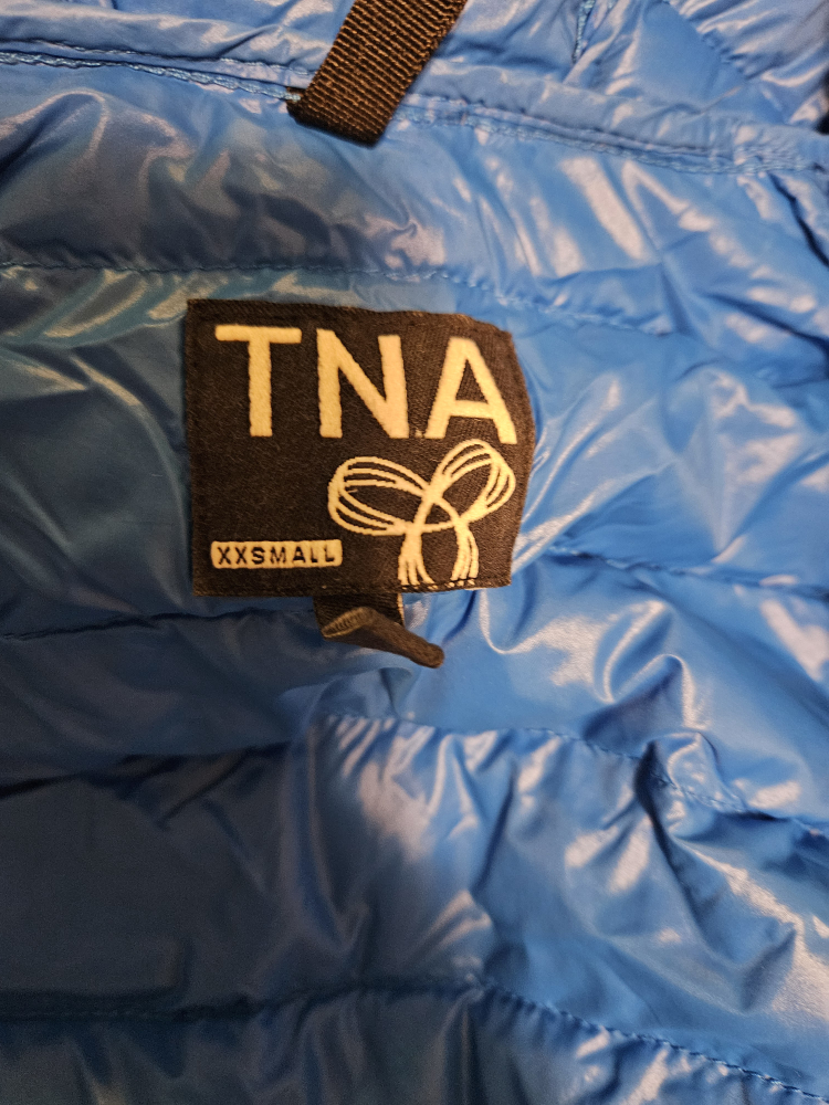 FREE KIDS (GIRLS) JACKETS AND SWEATERS