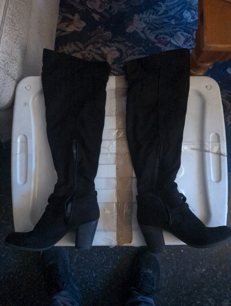 Madden girl Knee high black high heeled boots, size 6.5 - photo 2