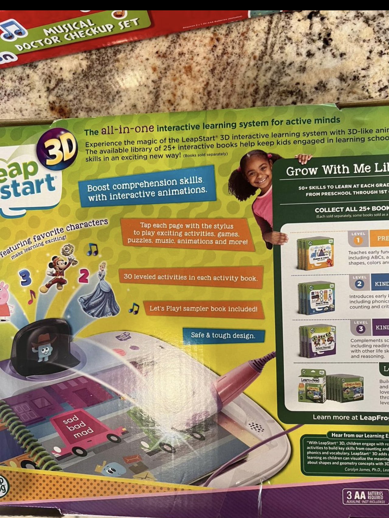 LeapFrog 3D activity new in box image indicator(2)