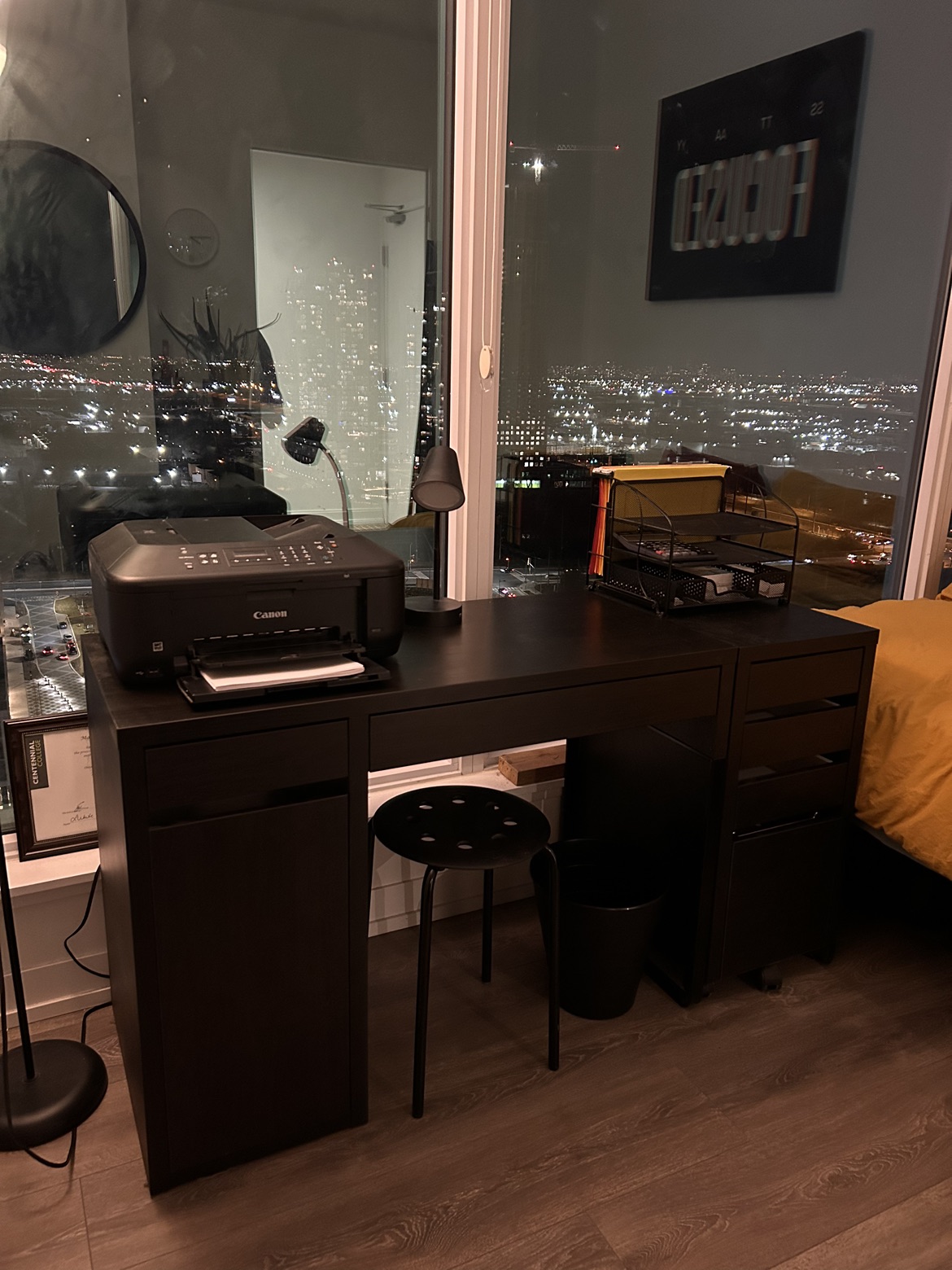IKEA MICKE Desk + MICKE Storage unit image indicator(5)