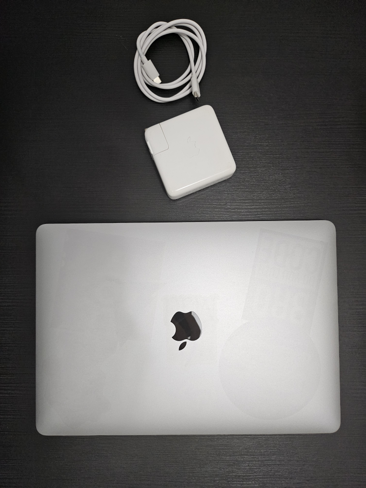 MacBook Pro 13 inches 1Tb Storage