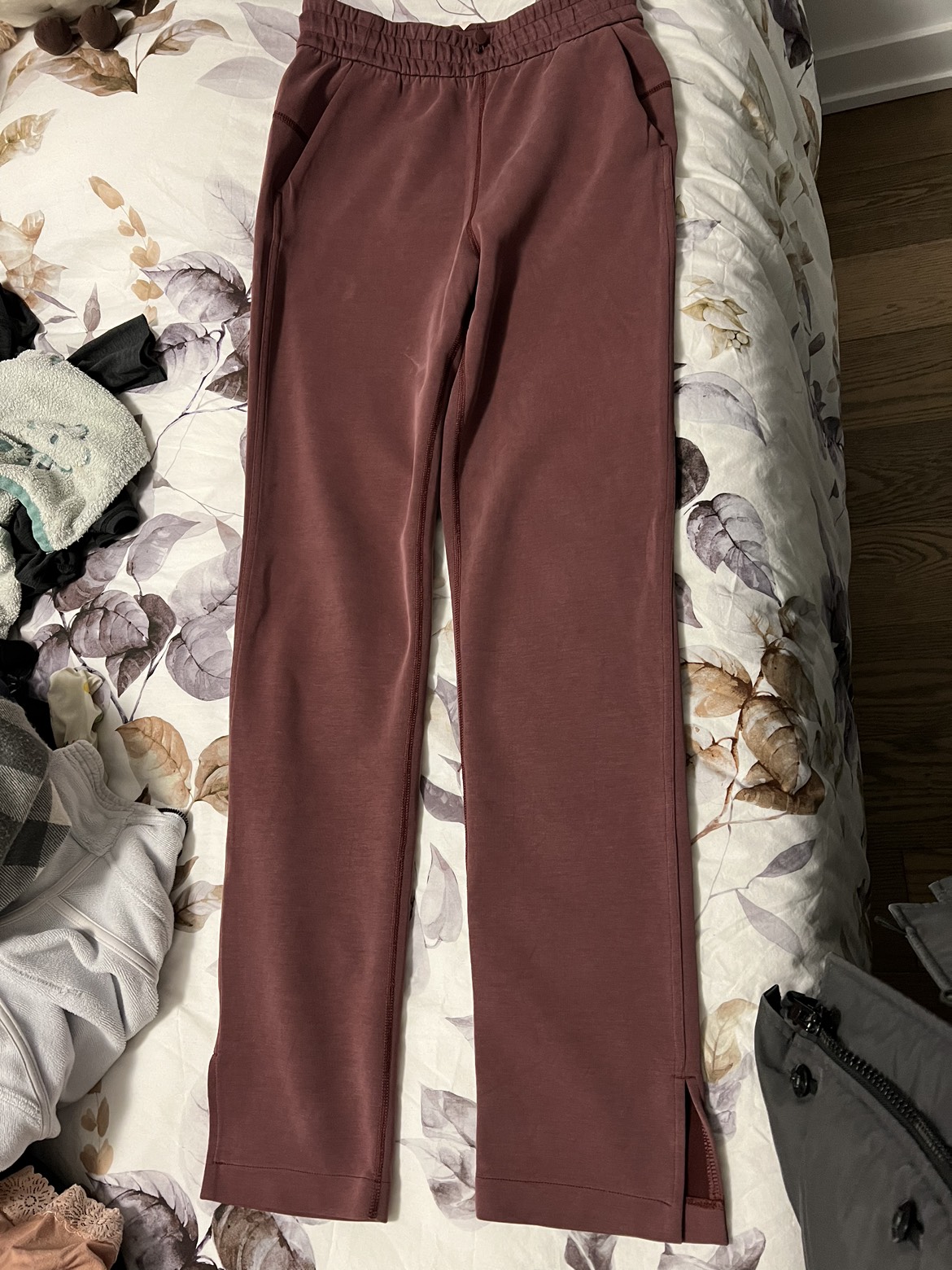 Lululemon softstreme pant size 2 LIKE NEW - photo 2