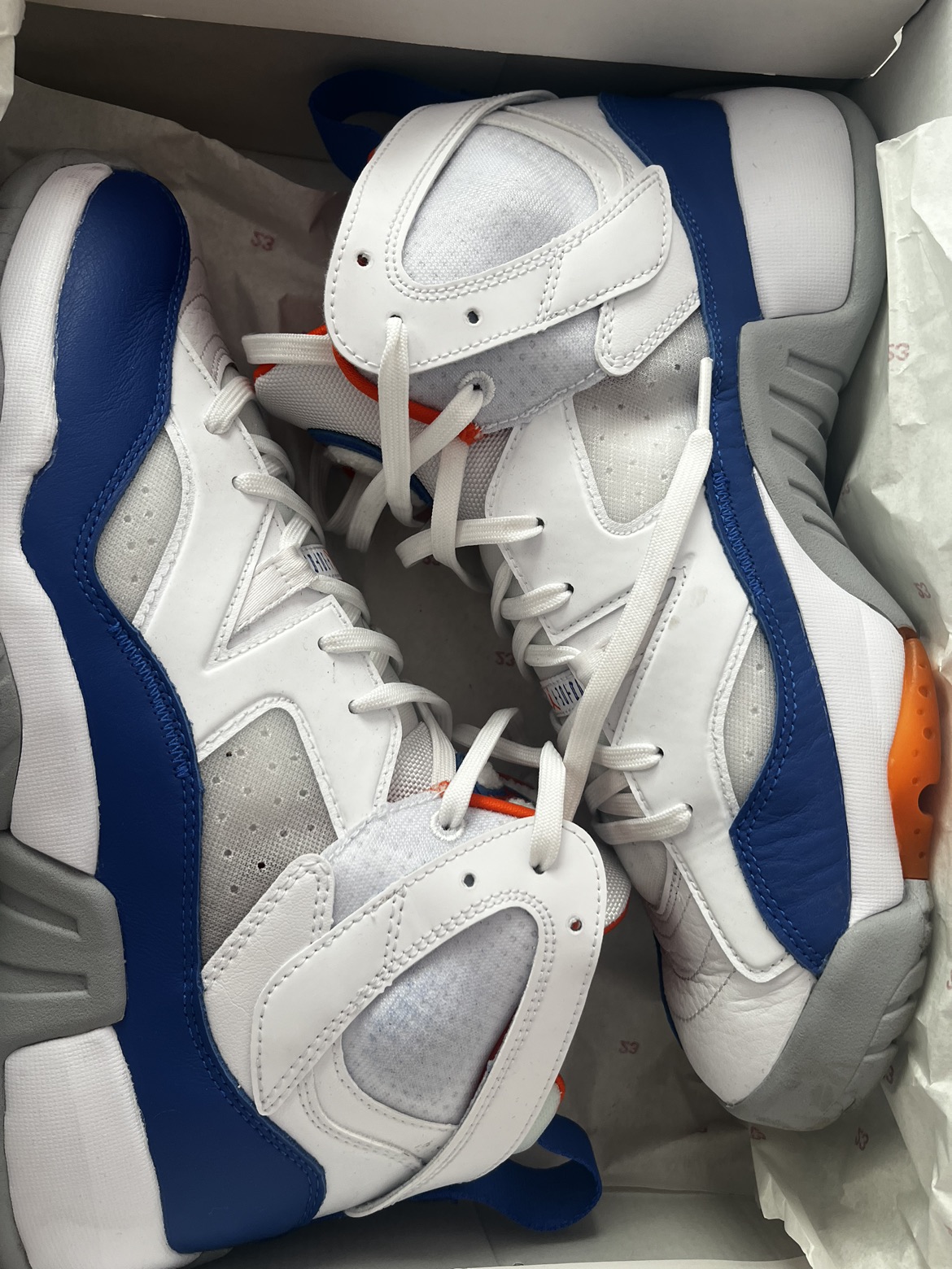 MOVE OUT SALE!! Jumpman Two Treys