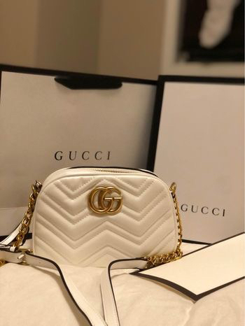 Women luxuries bag thumbnail