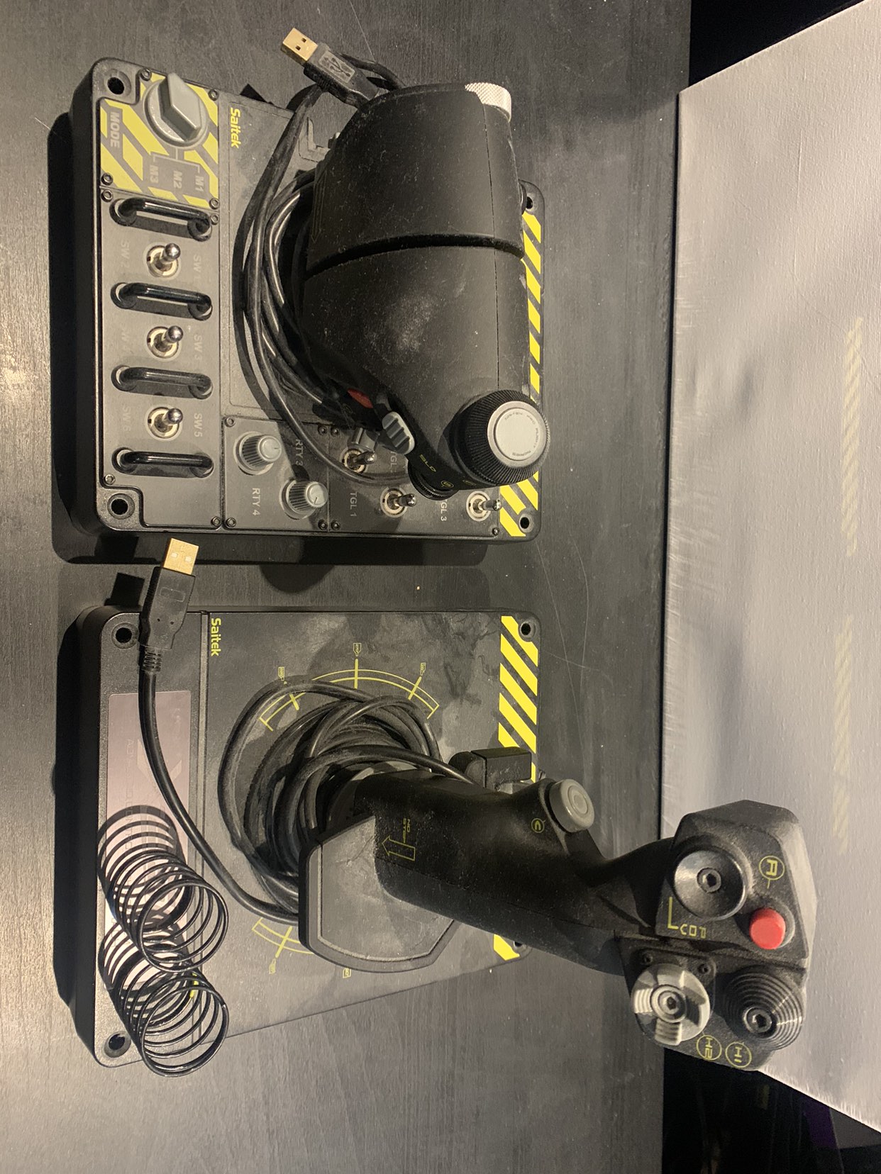 Saitek x-55 Rhino Joystick Flight Stick