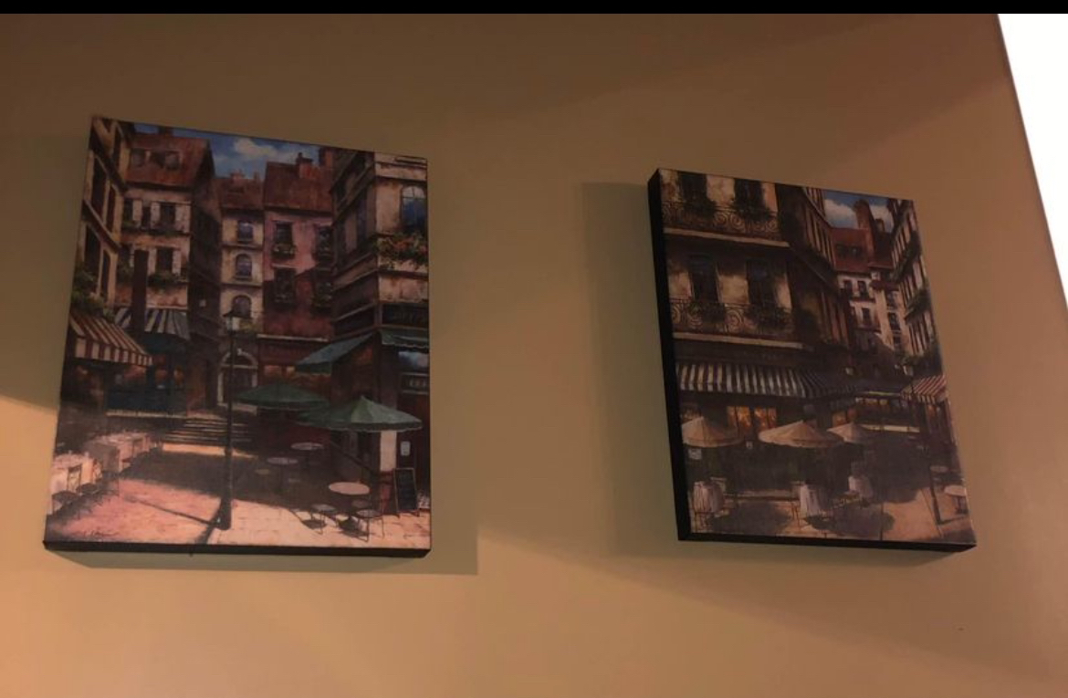 Wall decor canvas set of 2 🏈🏈