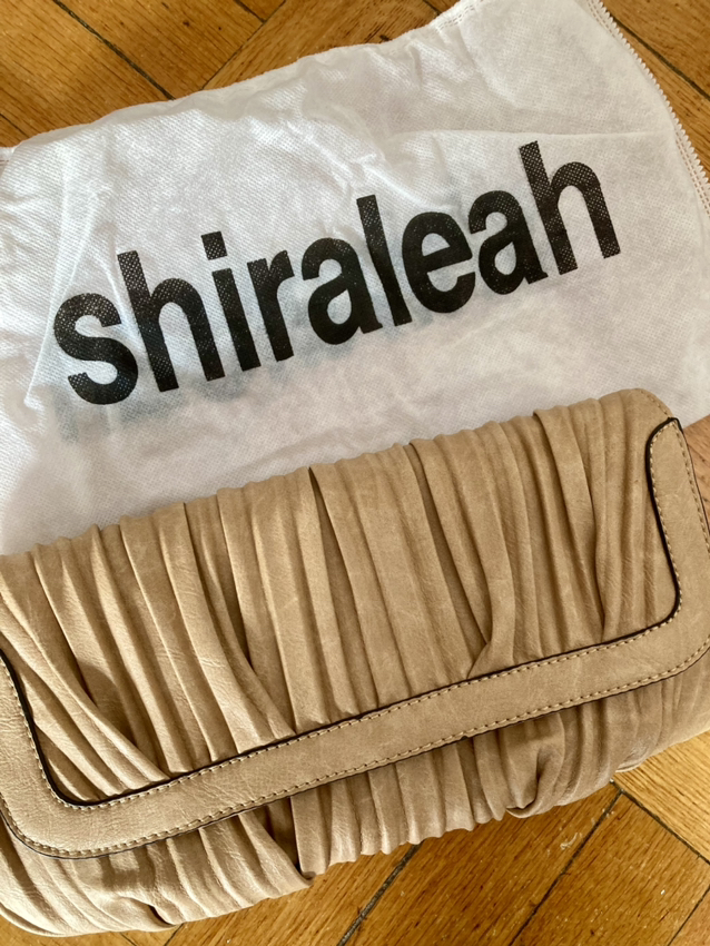 NWT Shiraleah Clutch image indicator(4)