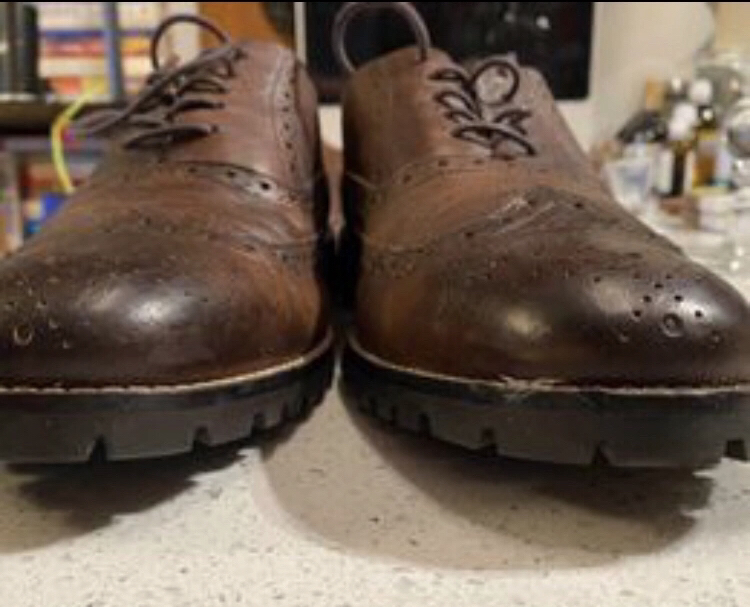 🥕D7- NEW Unused Aston Grey size 11. Wrong size, never worn. image indicator(6)