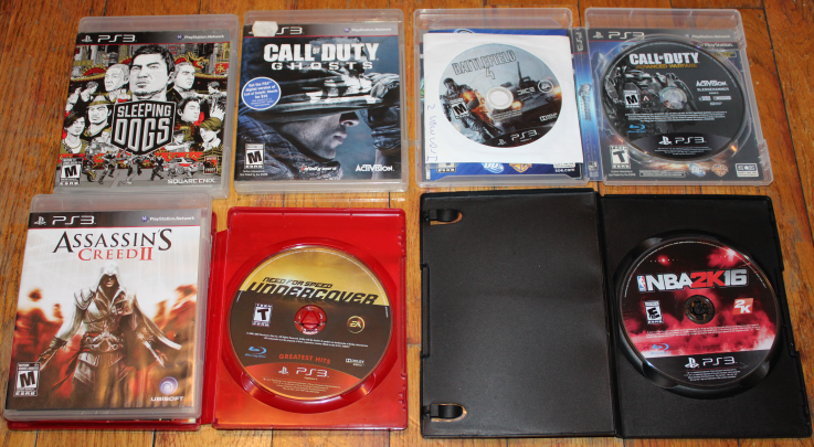 Playstation 3 160gb w/ Accessories + 7 Games image indicator(9)