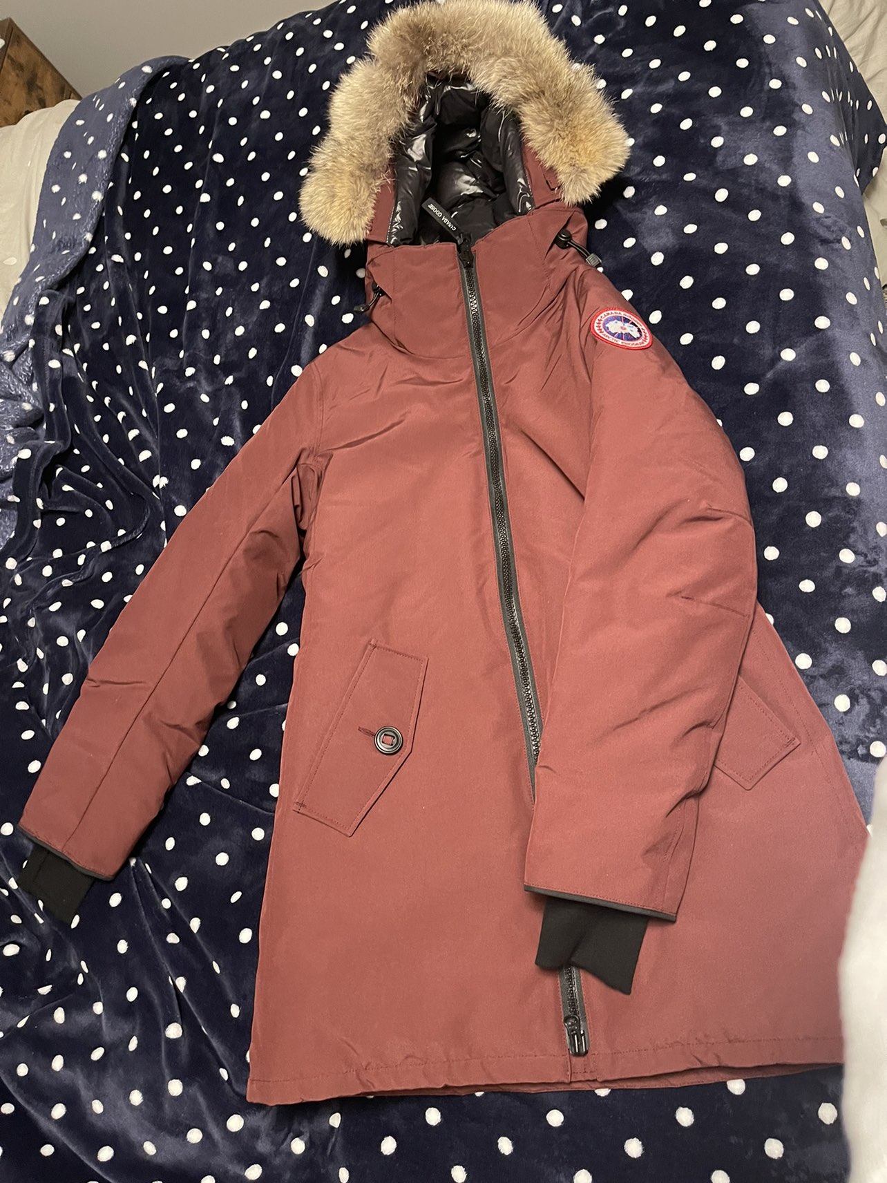 Authentic brand new Canada Goose women Rosemont jacket