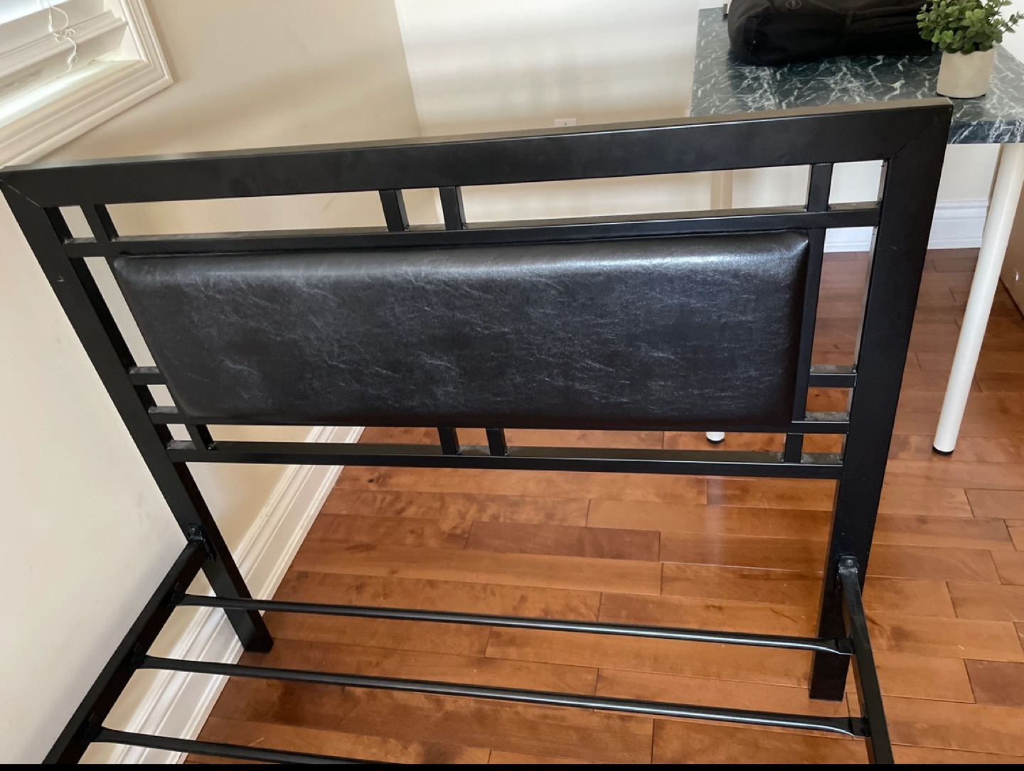 Single bed frame - photo 2
