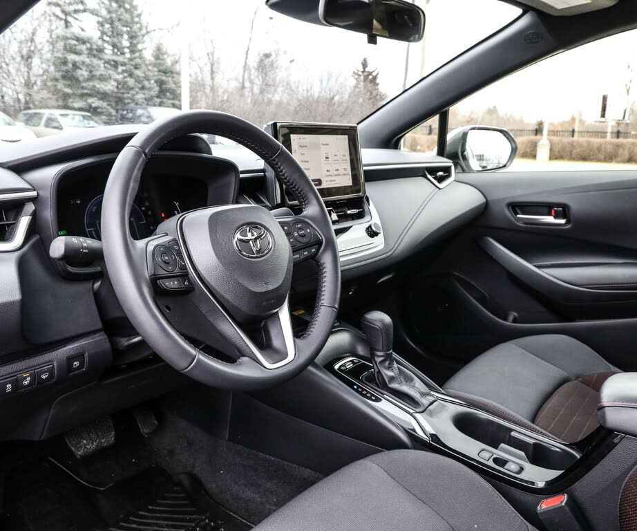 Toyota Hybrid AWD 2023 Corola SE