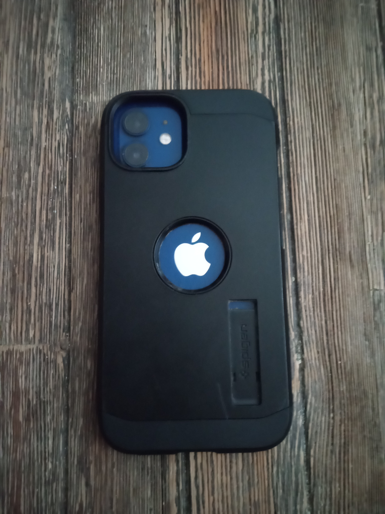 iPhone 12 64 GB. No scratches or dents unlocked to all carriers - photo 2