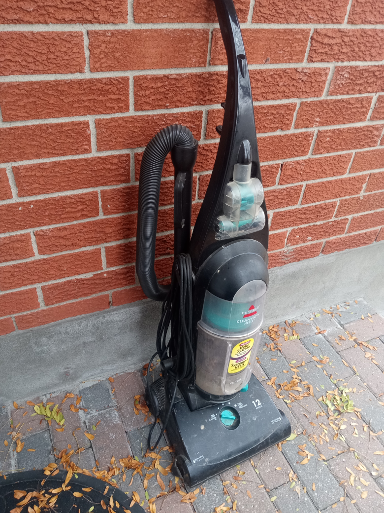 vacuum (read description) - photo 2